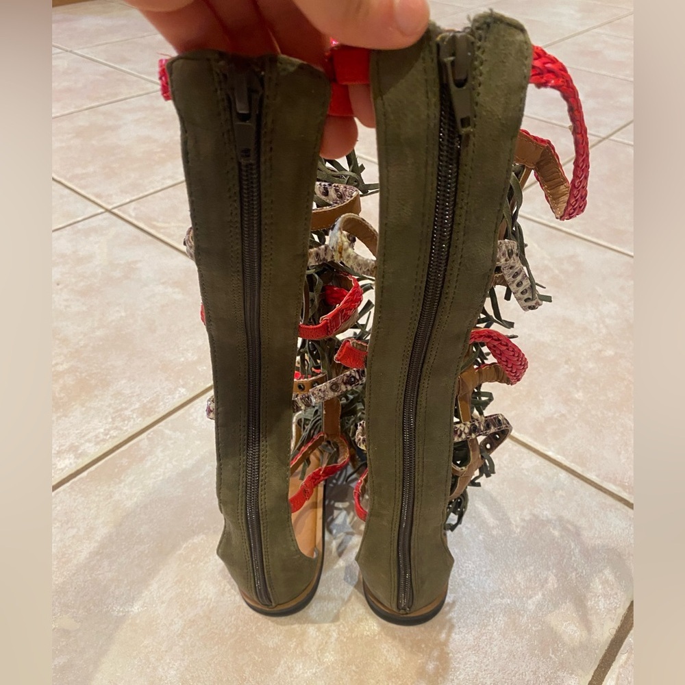 Aldo Tharesa Gladiator Fringe Boho Flat Western Festival Cowgirl Sandals 7.5 - Picture 8 of 15